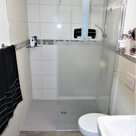 Apartment Ostseebuhne Gm Schwerdtner Muritz